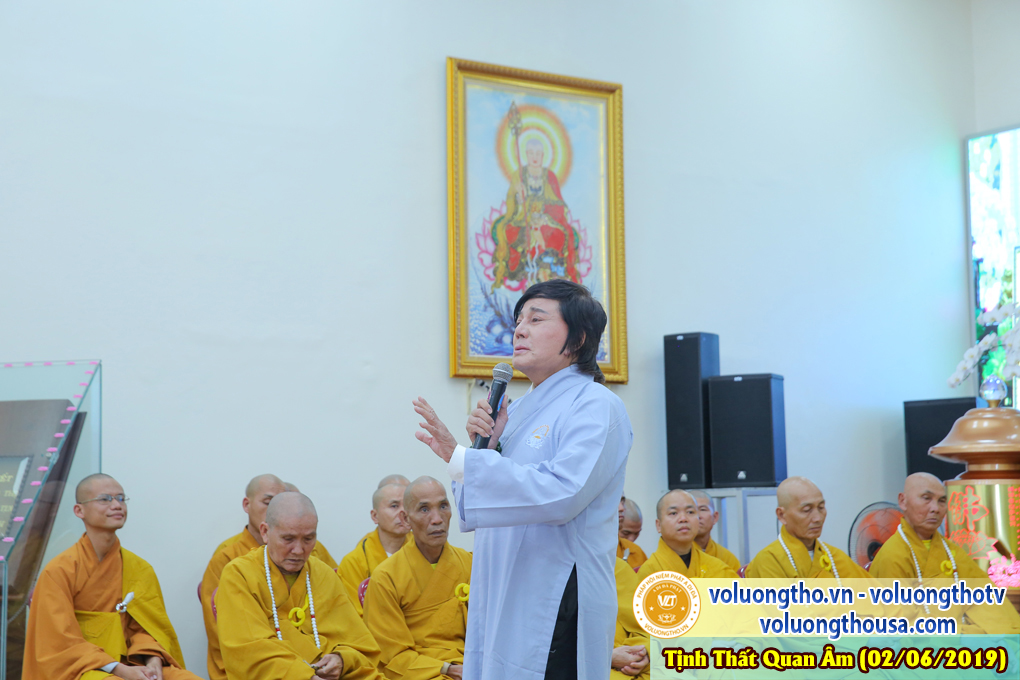 hinh-anh-le-khai-giang-lop-de-tu-quy-ngay-02-06-2019-chua-quan-the-am-duc-trong-lam-dong-32.jpg