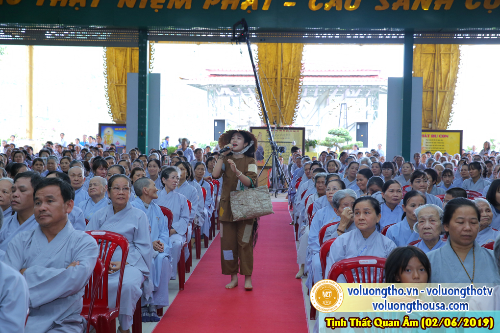 hinh-anh-le-khai-giang-lop-de-tu-quy-ngay-02-06-2019-chua-quan-the-am-duc-trong-lam-dong-43.jpg