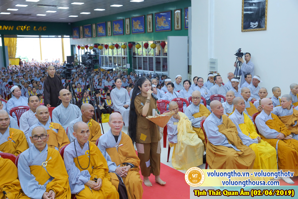hinh-anh-le-khai-giang-lop-de-tu-quy-ngay-02-06-2019-chua-quan-the-am-duc-trong-lam-dong-46.jpg