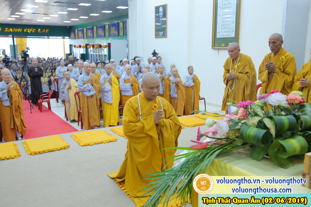 hinh-anh-le-khai-giang-lop-de-tu-quy-ngay-02-06-2019-chua-quan-the-am-duc-trong-lam-dong-53.jpg