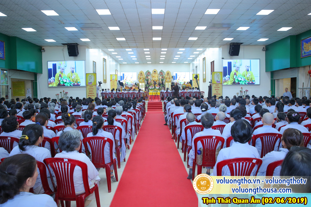 hinh-anh-le-khai-giang-lop-de-tu-quy-ngay-02-06-2019-chua-quan-the-am-duc-trong-lam-dong-7.jpg
