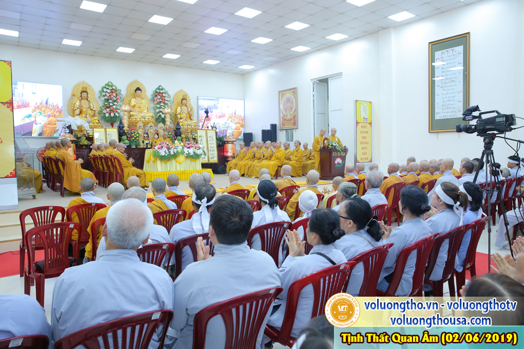hinh-anh-le-khai-giang-lop-de-tu-quy-ngay-02-06-2019-chua-quan-the-am-duc-trong-lam-dong-9.jpg
