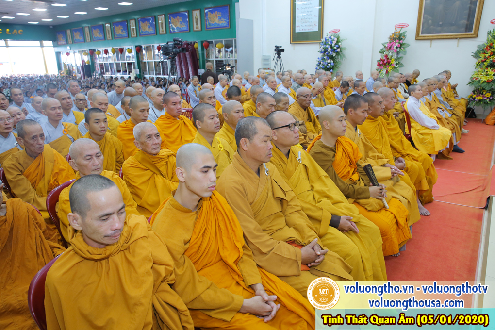 hinh-anh-le-tat-nien-tai-chua-quan-the-am-nam-2019-chua-quan-the-am-duc-trong-lam-dong-27.jpg