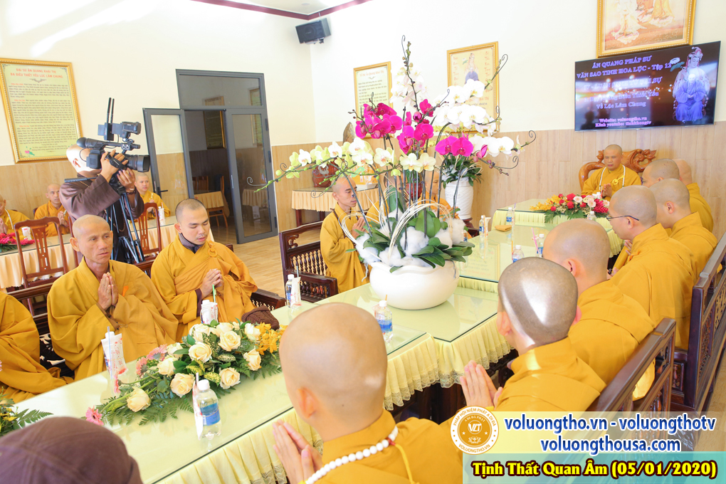 hinh-anh-le-tat-nien-tai-chua-quan-the-am-nam-2019-chua-quan-the-am-duc-trong-lam-dong-34.jpg