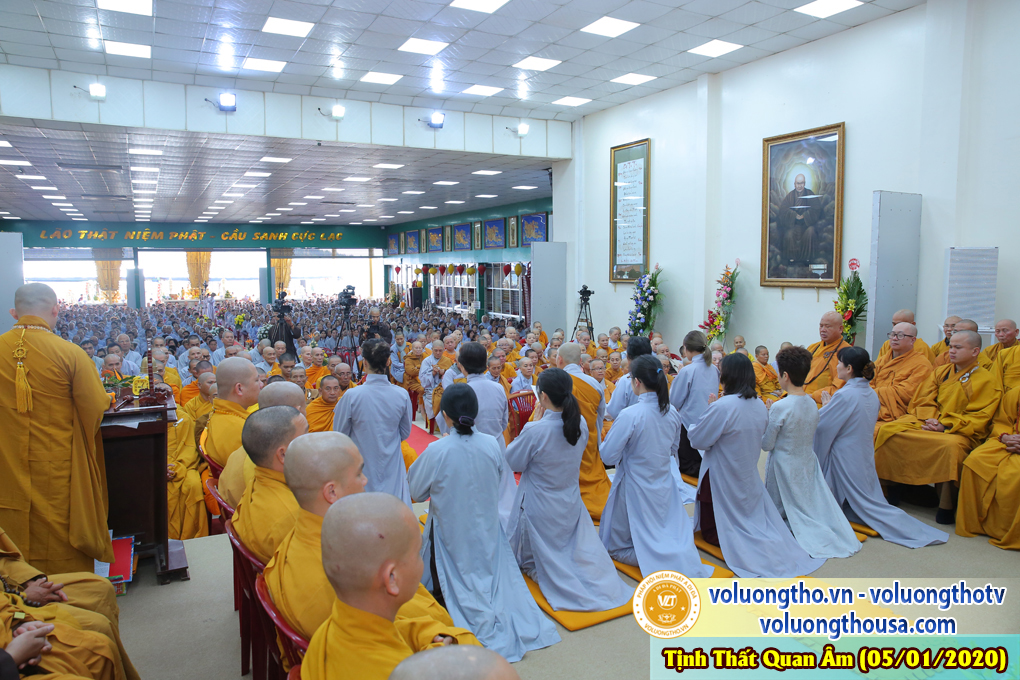 hinh-anh-le-tat-nien-tai-chua-quan-the-am-nam-2019-chua-quan-the-am-duc-trong-lam-dong-36.jpg