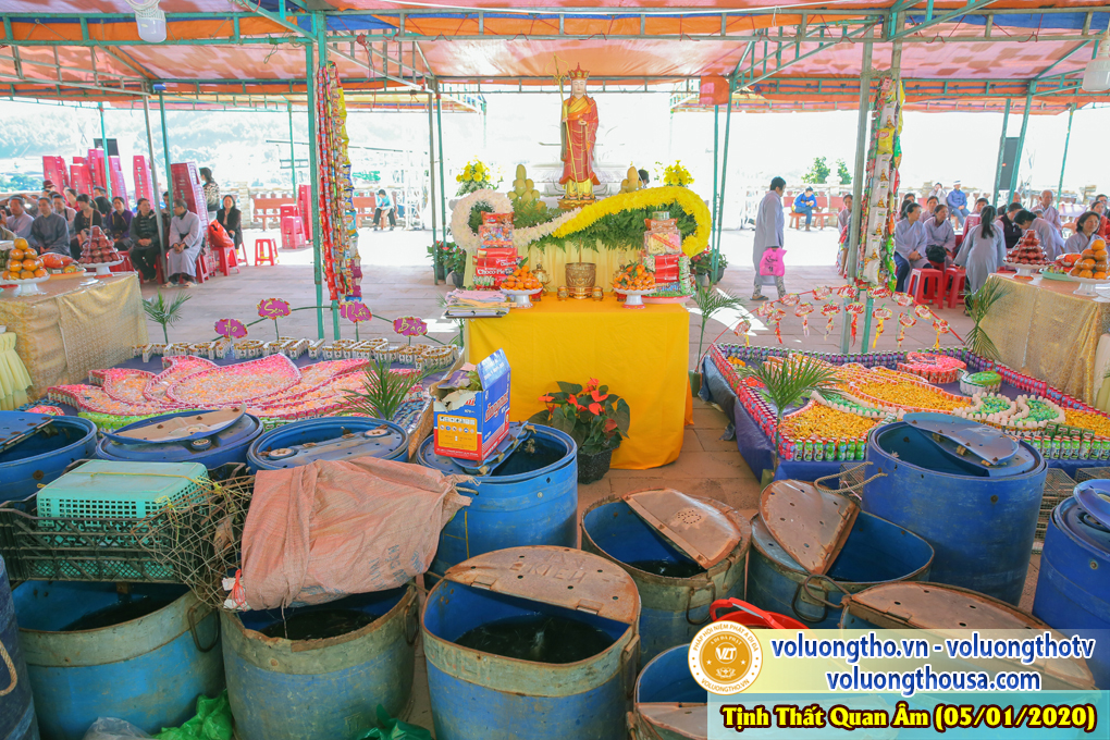 hinh-anh-le-tat-nien-tai-chua-quan-the-am-nam-2019-chua-quan-the-am-duc-trong-lam-dong-59.jpg