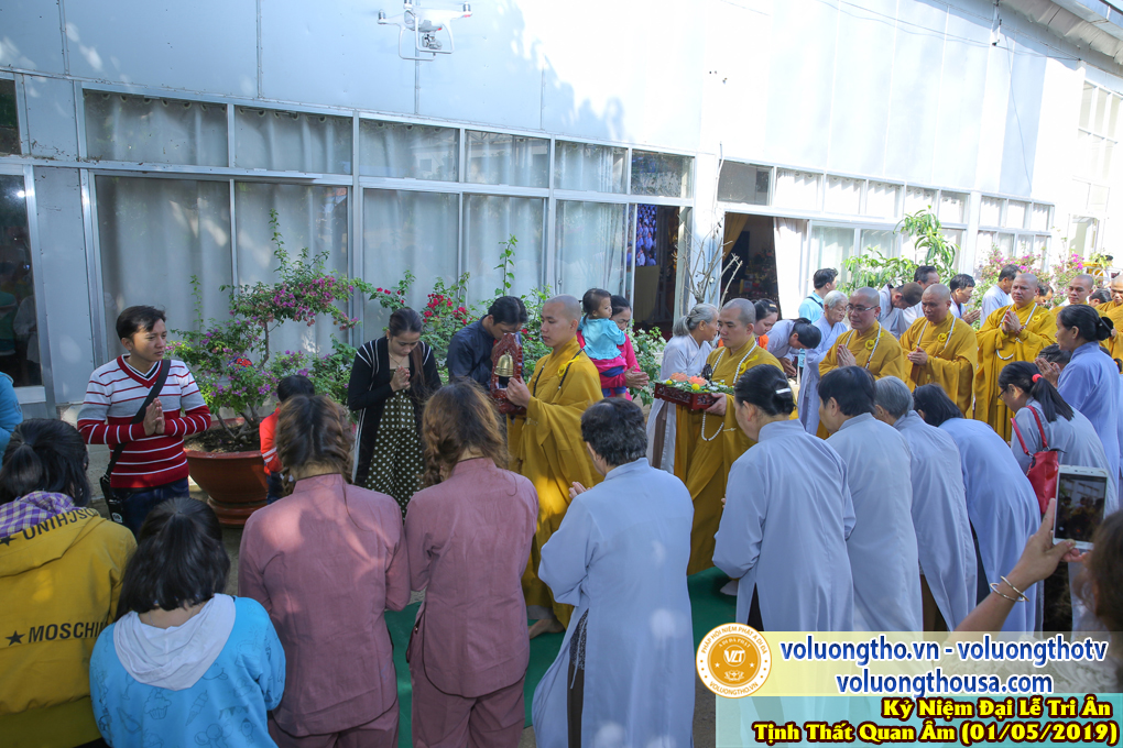 hinh-anh-le-tri-an-su-truong-tai-chua-quan-the-am-ngay-01-05-2019-chua-quan-the-am-duc-trong-lam-dong-10.jpg