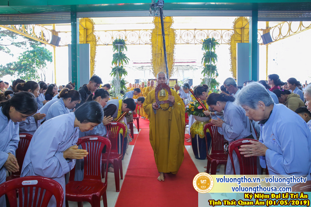 hinh-anh-le-tri-an-su-truong-tai-chua-quan-the-am-ngay-01-05-2019-chua-quan-the-am-duc-trong-lam-dong-12.jpg