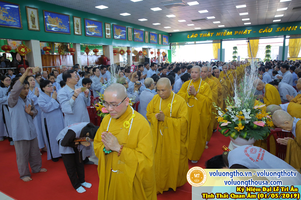 hinh-anh-le-tri-an-su-truong-tai-chua-quan-the-am-ngay-01-05-2019-chua-quan-the-am-duc-trong-lam-dong-14.jpg