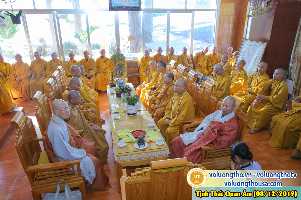 hinh-anh-le-via-duc-phat-a-di-da-tai-chua-quan-the-am-ngay-13-11-ky-hoi-chua-quan-the-am-duc-trong-lam-dong-1.jpg
