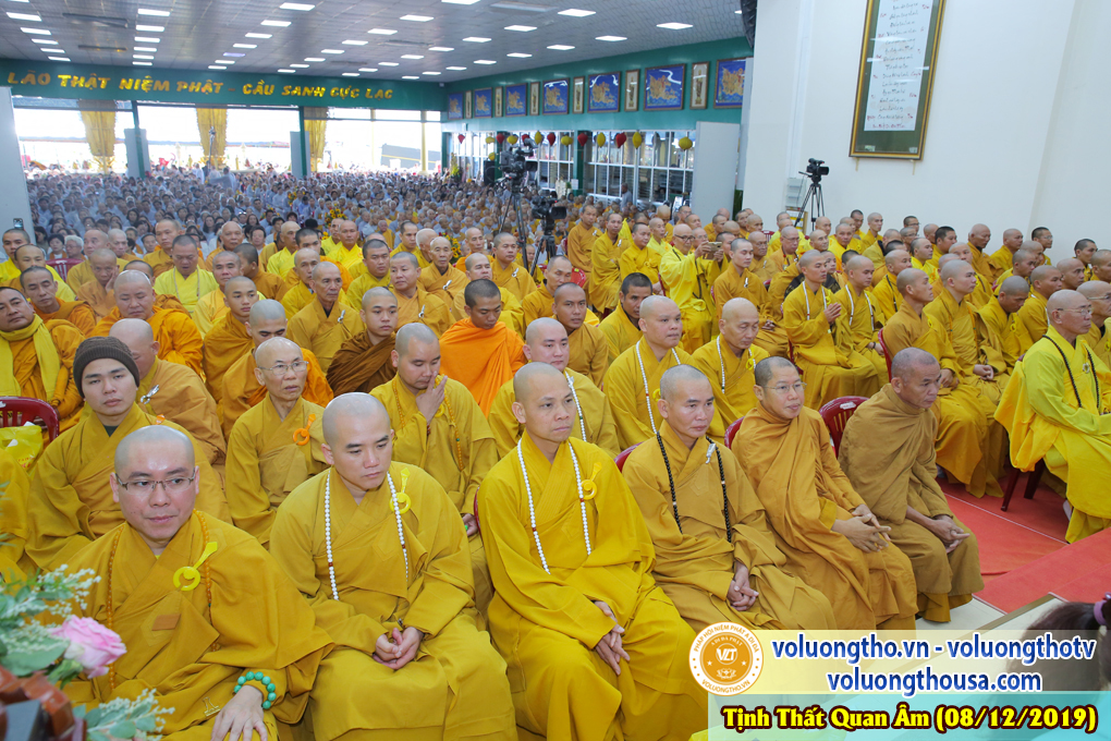 hinh-anh-le-via-duc-phat-a-di-da-tai-chua-quan-the-am-ngay-13-11-ky-hoi-chua-quan-the-am-duc-trong-lam-dong-32.jpg