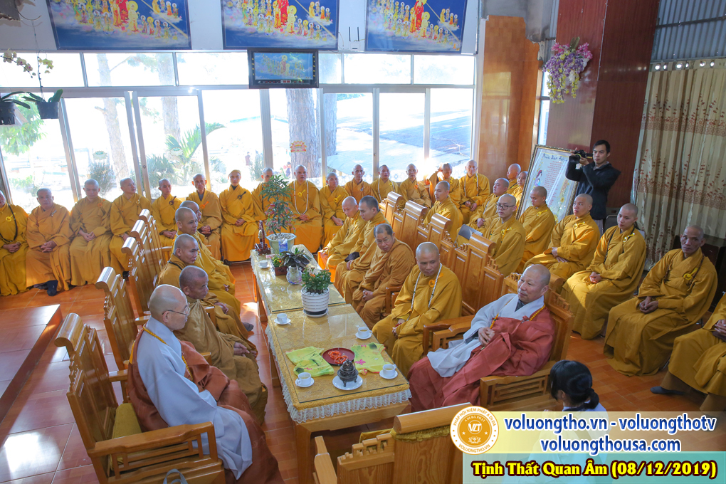 hinh-anh-le-via-duc-phat-a-di-da-tai-chua-quan-the-am-ngay-13-11-ky-hoi-chua-quan-the-am-duc-trong-lam-dong-34.jpg