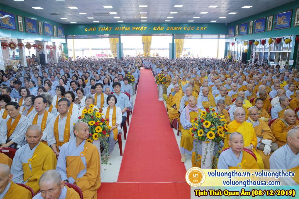 hinh-anh-le-via-duc-phat-a-di-da-tai-chua-quan-the-am-ngay-13-11-ky-hoi-chua-quan-the-am-duc-trong-lam-dong-38.jpg