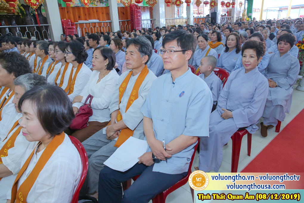 hinh-anh-le-via-duc-phat-a-di-da-tai-chua-quan-the-am-ngay-13-11-ky-hoi-chua-quan-the-am-duc-trong-lam-dong-42.jpg