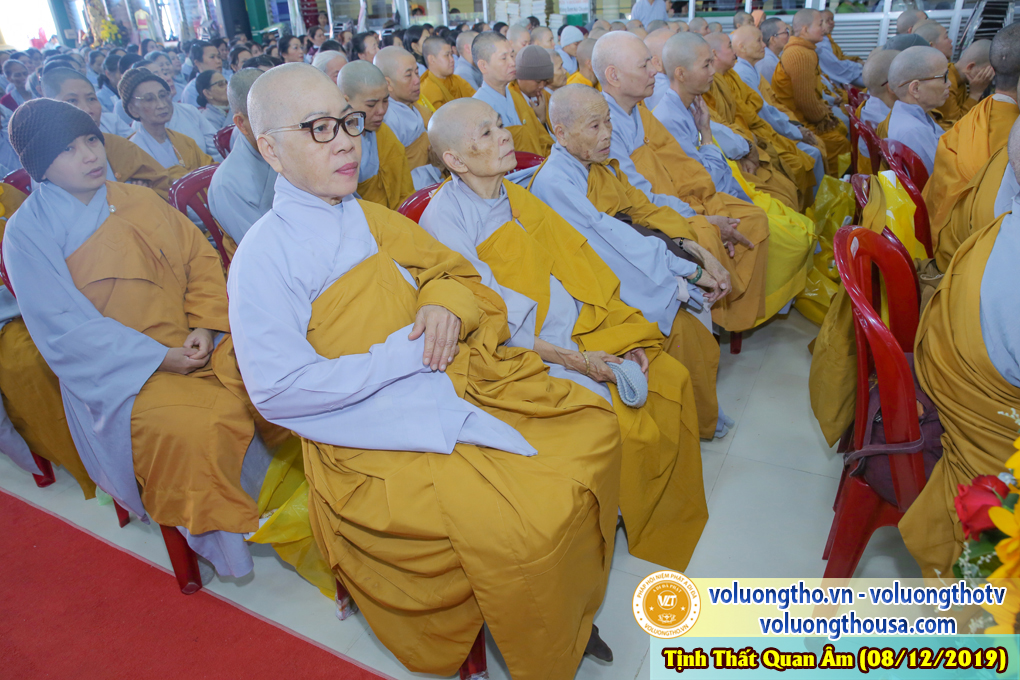 hinh-anh-le-via-duc-phat-a-di-da-tai-chua-quan-the-am-ngay-13-11-ky-hoi-chua-quan-the-am-duc-trong-lam-dong-44.jpg