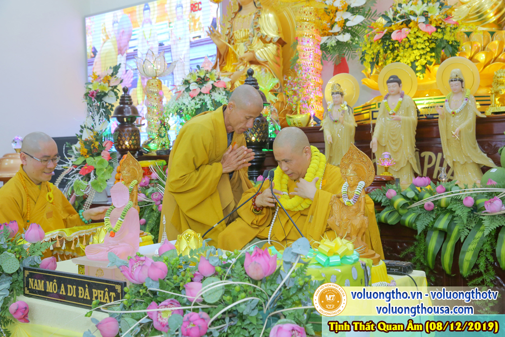 hinh-anh-le-via-duc-phat-a-di-da-tai-chua-quan-the-am-ngay-13-11-ky-hoi-chua-quan-the-am-duc-trong-lam-dong-53.jpg
