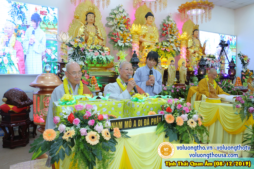 hinh-anh-le-via-duc-phat-a-di-da-tai-chua-quan-the-am-ngay-13-11-ky-hoi-chua-quan-the-am-duc-trong-lam-dong-71.jpg