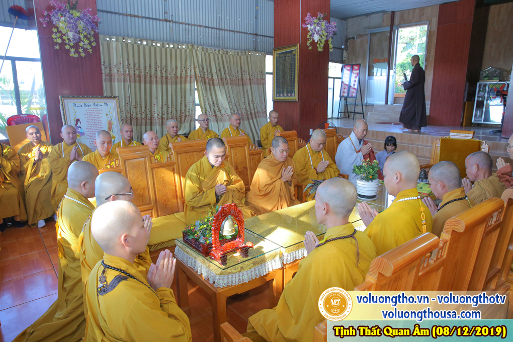 hinh-anh-le-via-duc-phat-a-di-da-tai-chua-quan-the-am-ngay-13-11-ky-hoi-chua-quan-the-am-duc-trong-lam-dong-78.jpg