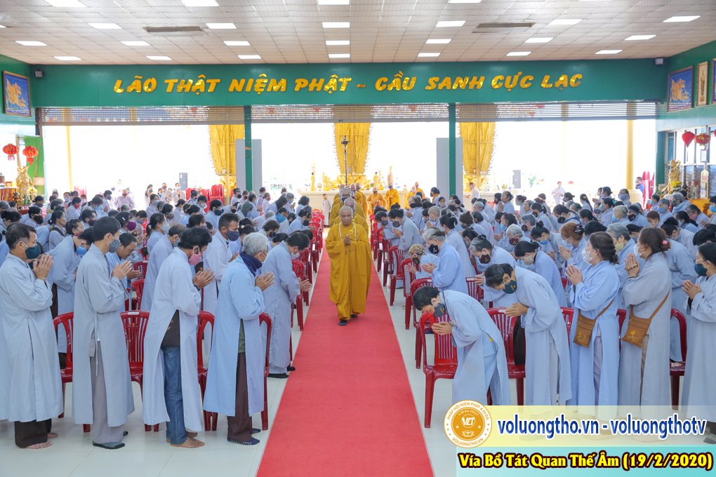 hinh-anh-le-via-quan-am-19-02-canh-ty-2020-chua-quan-the-am-duc-trong-lam-dong-17.jpg