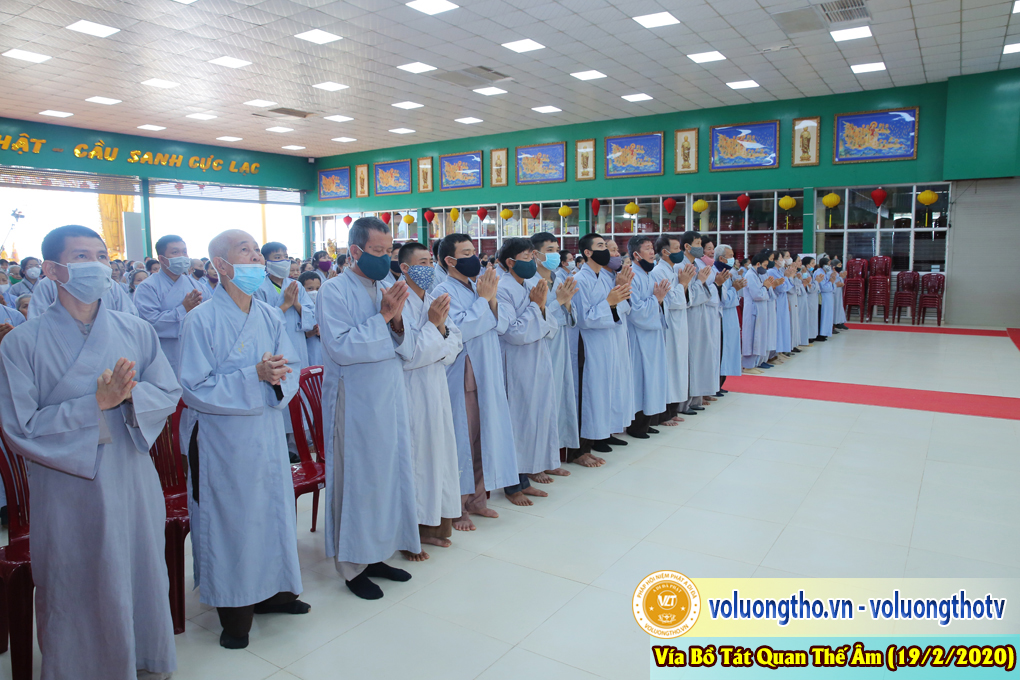 hinh-anh-le-via-quan-am-19-02-canh-ty-2020-chua-quan-the-am-duc-trong-lam-dong-27.jpg