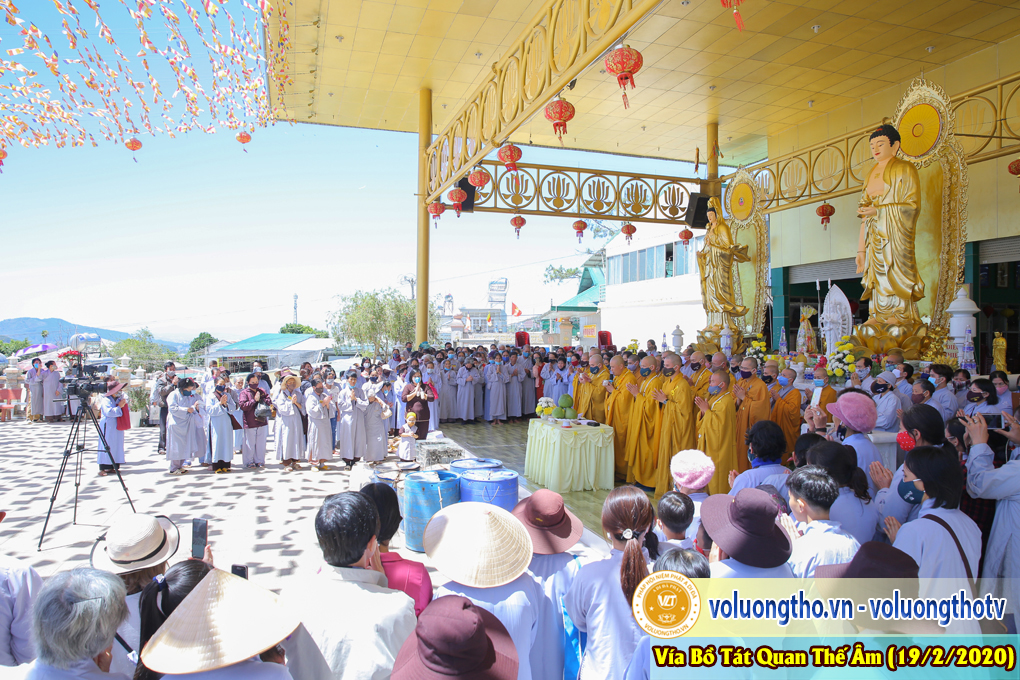 hinh-anh-le-via-quan-am-19-02-canh-ty-2020-chua-quan-the-am-duc-trong-lam-dong-44.jpg