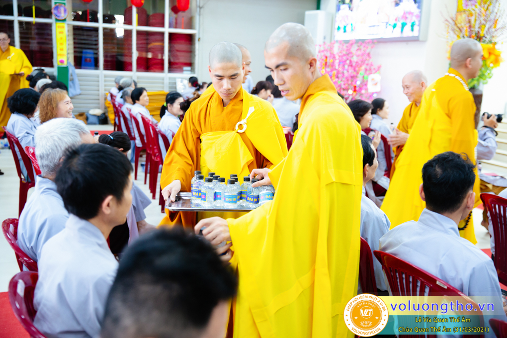 hinh-anh-le-via-quan-am-ngay-31-03-2021-chua-quan-the-am-duc-trong-lam-dong-37.jpg