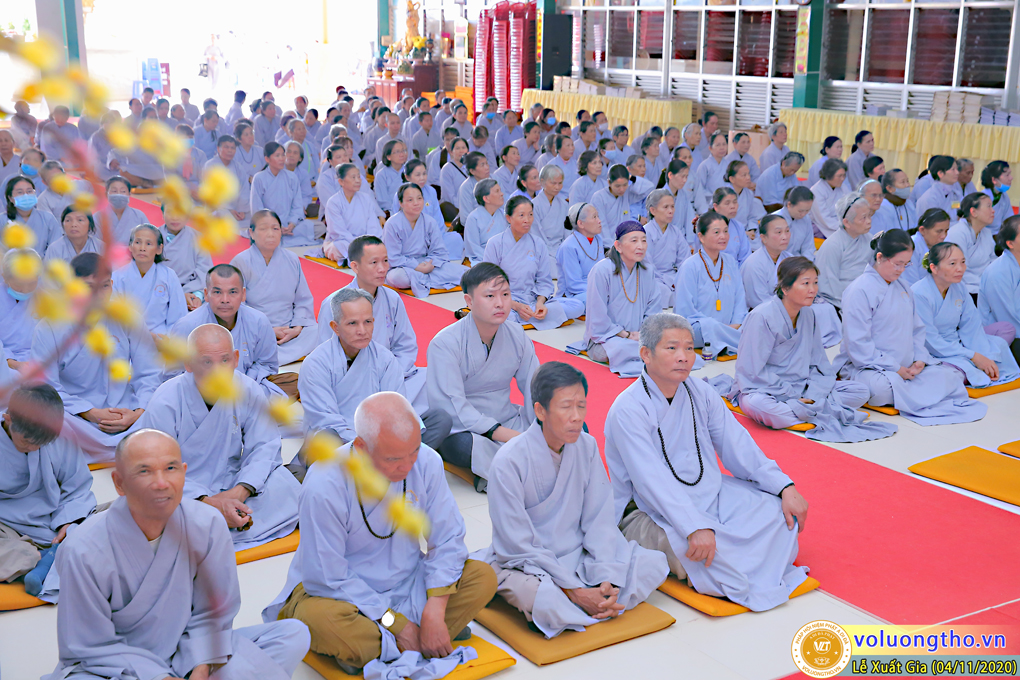 hinh-anh-le-xuat-gia-ngay-04-11-2020-19-09-canh-ty-chua-quan-the-am-duc-trong-lam-dong-1.jpg