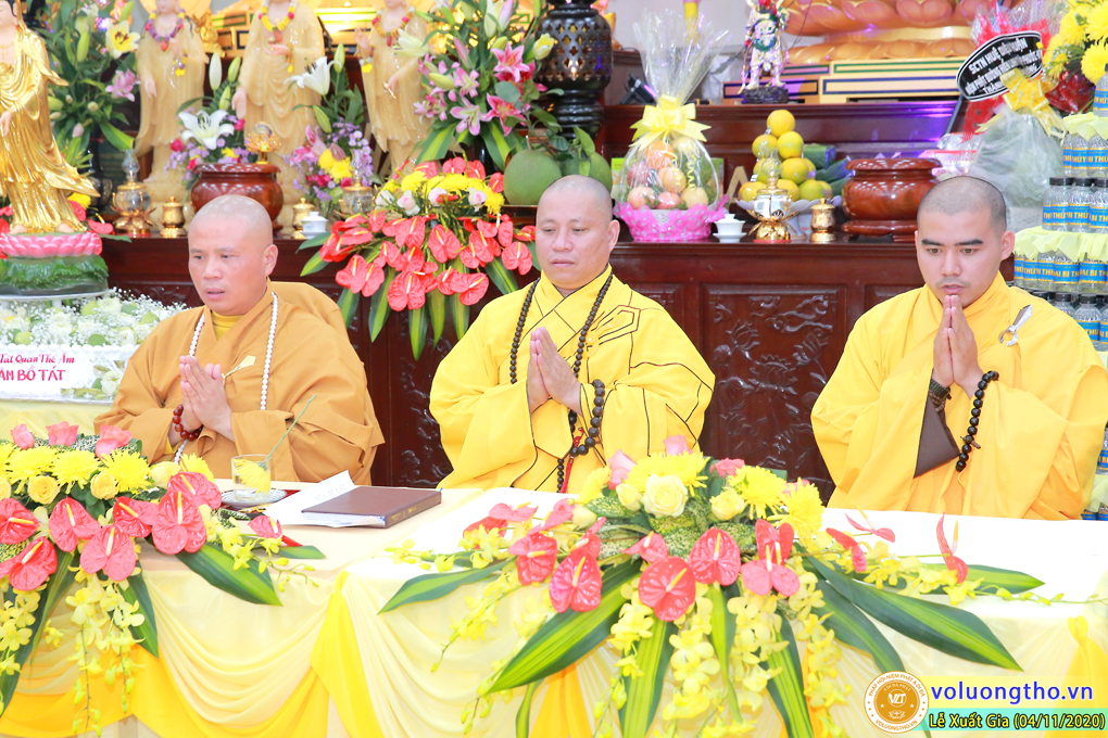 hinh-anh-le-xuat-gia-ngay-04-11-2020-19-09-canh-ty-chua-quan-the-am-duc-trong-lam-dong-15.jpg