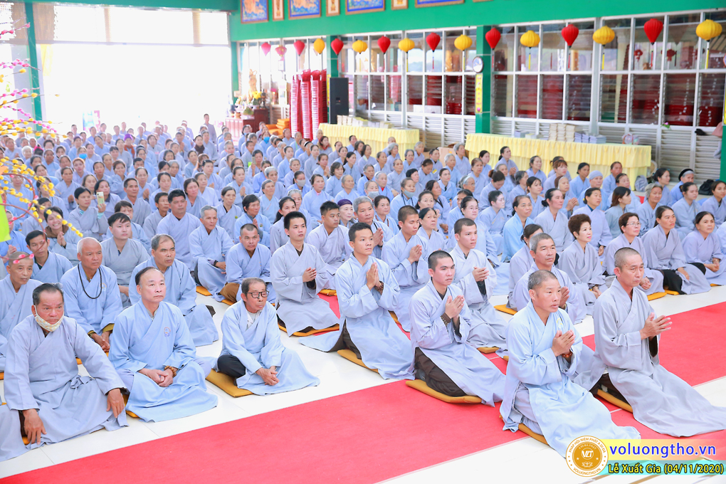 hinh-anh-le-xuat-gia-ngay-04-11-2020-19-09-canh-ty-chua-quan-the-am-duc-trong-lam-dong-18.jpg