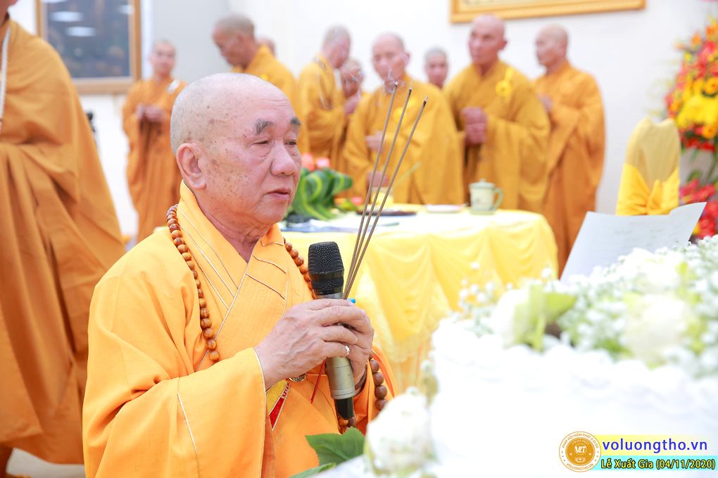 hinh-anh-le-xuat-gia-ngay-04-11-2020-19-09-canh-ty-chua-quan-the-am-duc-trong-lam-dong-28.jpg