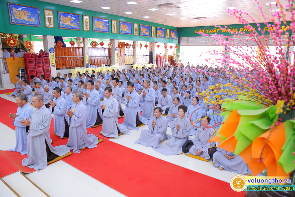 hinh-anh-le-xuat-gia-ngay-04-11-2020-19-09-canh-ty-chua-quan-the-am-duc-trong-lam-dong-32.jpg