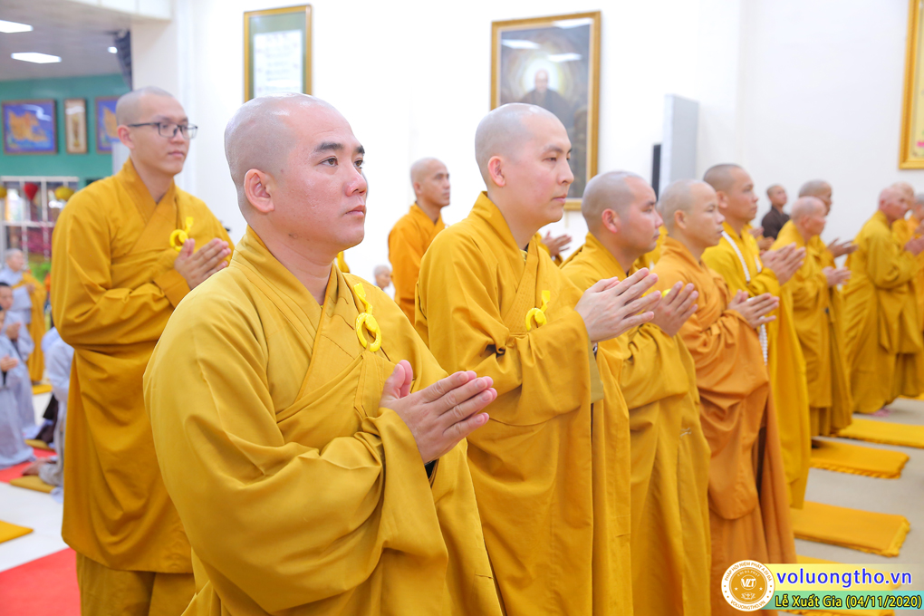 hinh-anh-le-xuat-gia-ngay-04-11-2020-19-09-canh-ty-chua-quan-the-am-duc-trong-lam-dong-38.jpg
