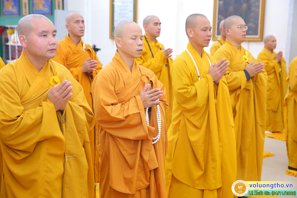 hinh-anh-le-xuat-gia-ngay-04-11-2020-19-09-canh-ty-chua-quan-the-am-duc-trong-lam-dong-40.jpg