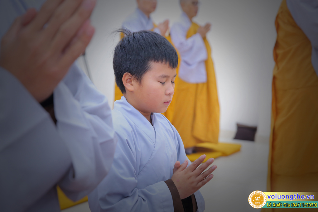 hinh-anh-le-xuat-gia-ngay-04-11-2020-19-09-canh-ty-chua-quan-the-am-duc-trong-lam-dong-41.jpg