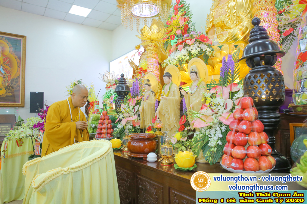 hinh-anh-mung-1-tet-canh-ty-2020-chua-quan-the-am-duc-trong-lam-dong-18.jpg