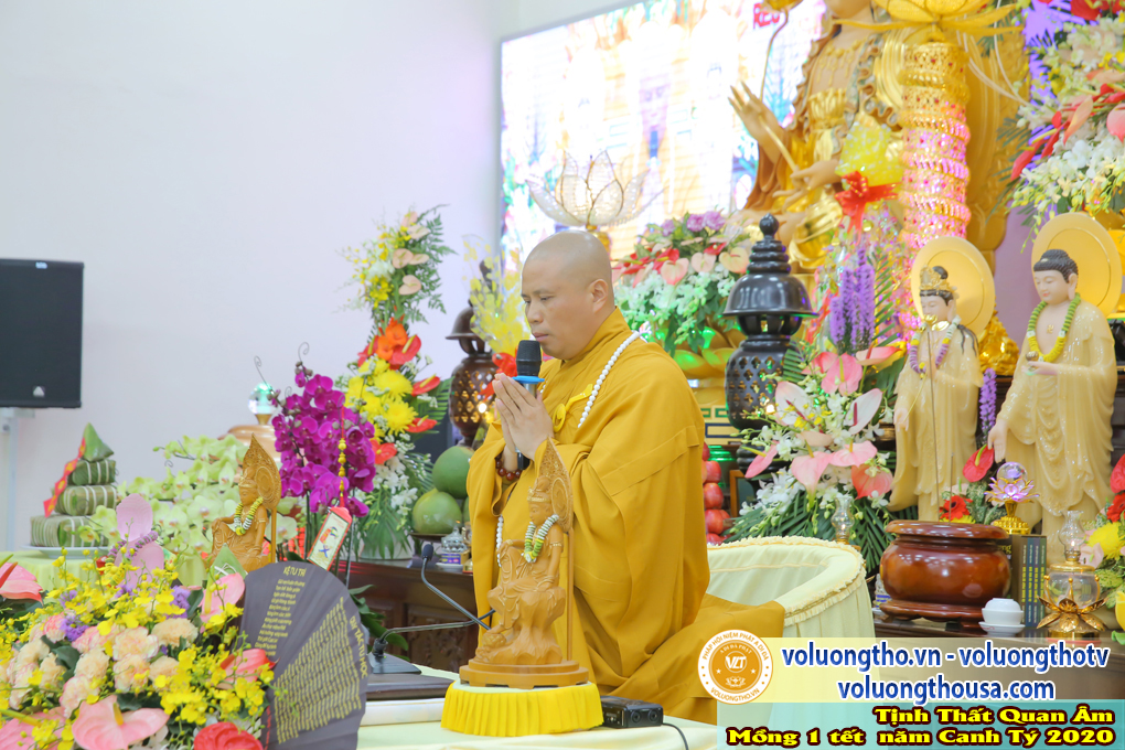 hinh-anh-mung-1-tet-canh-ty-2020-chua-quan-the-am-duc-trong-lam-dong-20.jpg