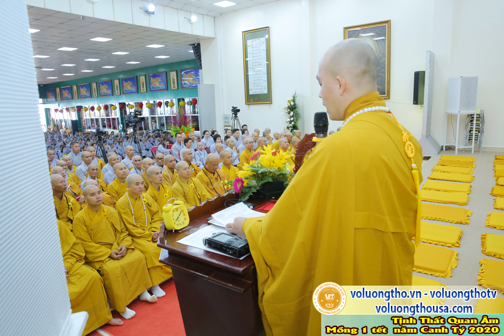 hinh-anh-mung-1-tet-canh-ty-2020-chua-quan-the-am-duc-trong-lam-dong-21.jpg