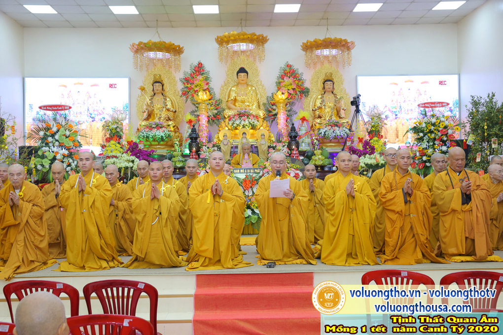 hinh-anh-mung-1-tet-canh-ty-2020-chua-quan-the-am-duc-trong-lam-dong-25.jpg