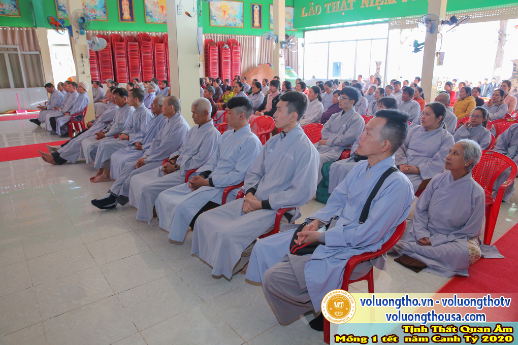 hinh-anh-mung-1-tet-canh-ty-2020-chua-quan-the-am-duc-trong-lam-dong-40.jpg