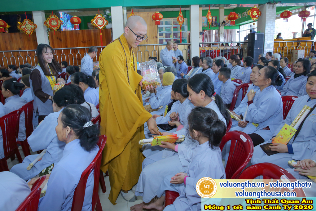 hinh-anh-mung-1-tet-canh-ty-2020-chua-quan-the-am-duc-trong-lam-dong-51.jpg