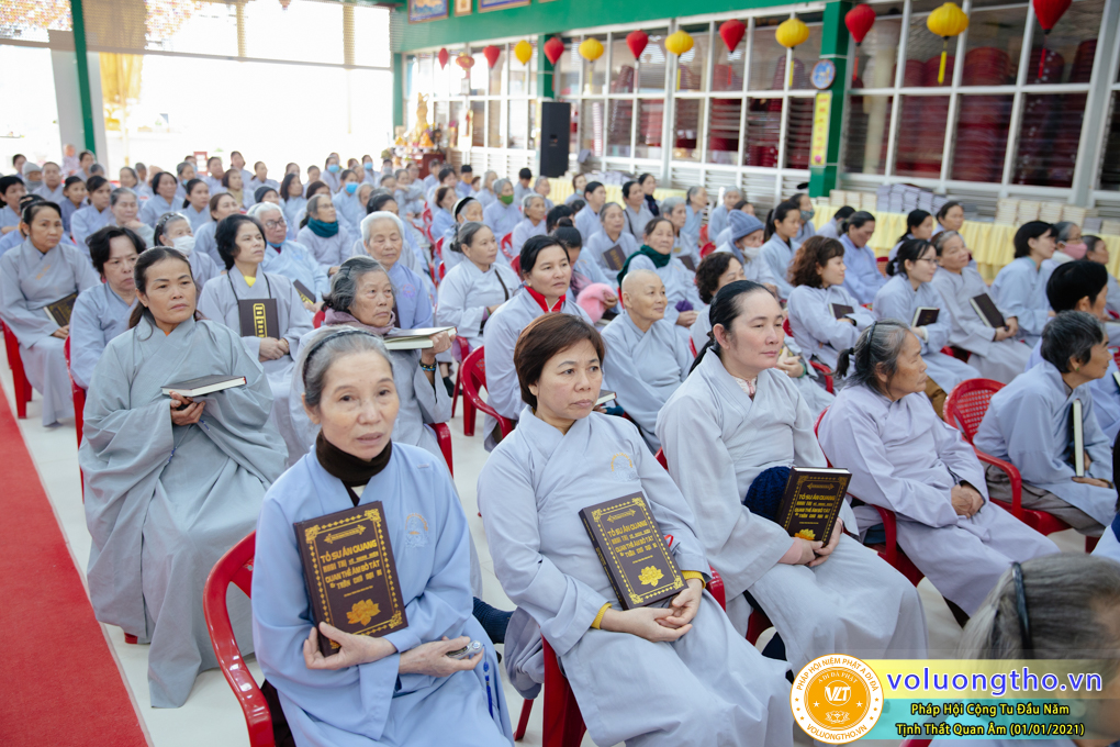 hinh-anh-phap-hoi-cong-tu-dau-nam-ngay-01-01-2021-chua-quan-the-am-duc-trong-lam-dong-18.jpg