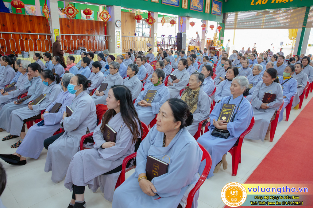 hinh-anh-phap-hoi-cong-tu-dau-nam-ngay-01-01-2021-chua-quan-the-am-duc-trong-lam-dong-19.jpg