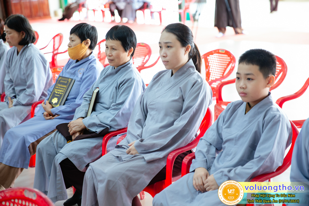 hinh-anh-phap-hoi-cong-tu-dau-nam-ngay-01-01-2021-chua-quan-the-am-duc-trong-lam-dong-22.jpg
