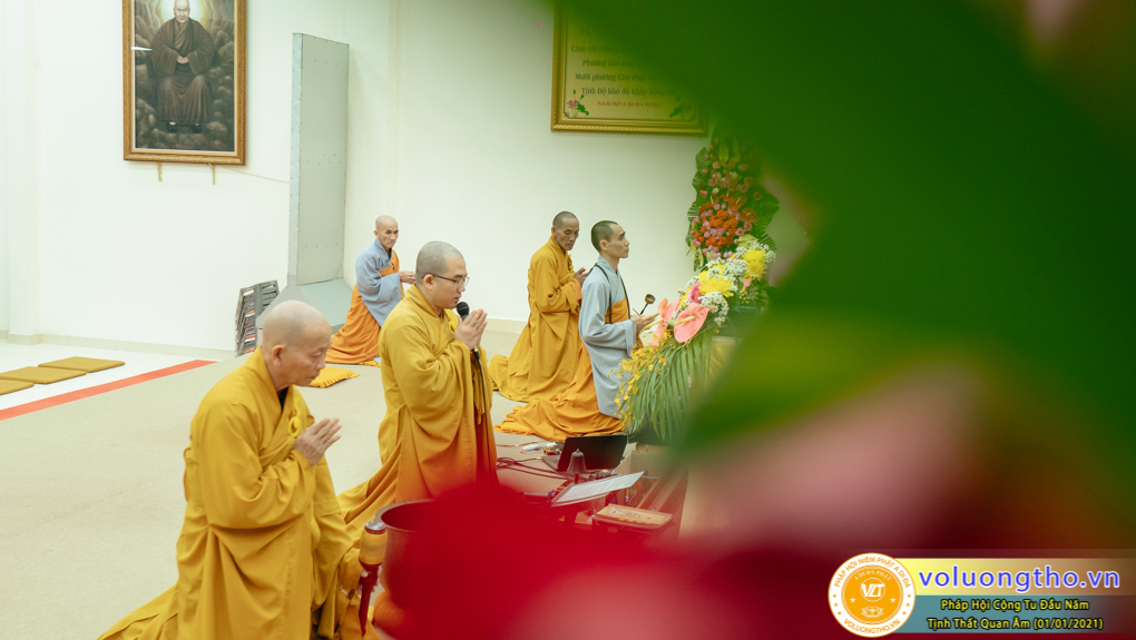 hinh-anh-phap-hoi-cong-tu-dau-nam-ngay-01-01-2021-chua-quan-the-am-duc-trong-lam-dong-27.jpg