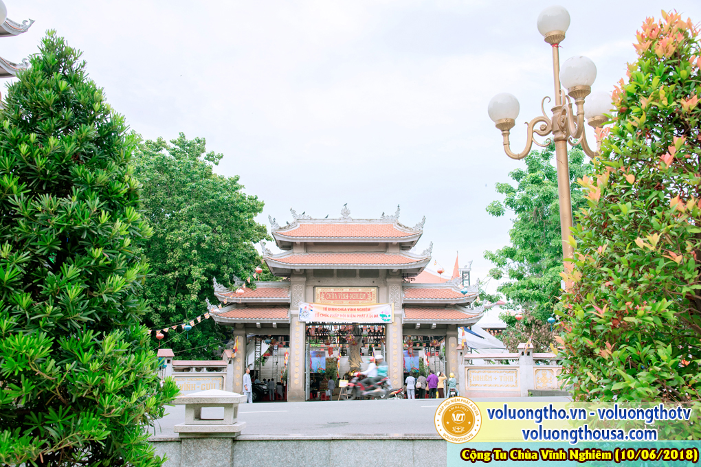 hinh-anh-phap-hoi-niem-phat-a-di-da-tai-to-dinh-vinh-nghiem-ngay-10-6-2018-chua-quan-the-am-duc-trong-lam-dong-11.jpg