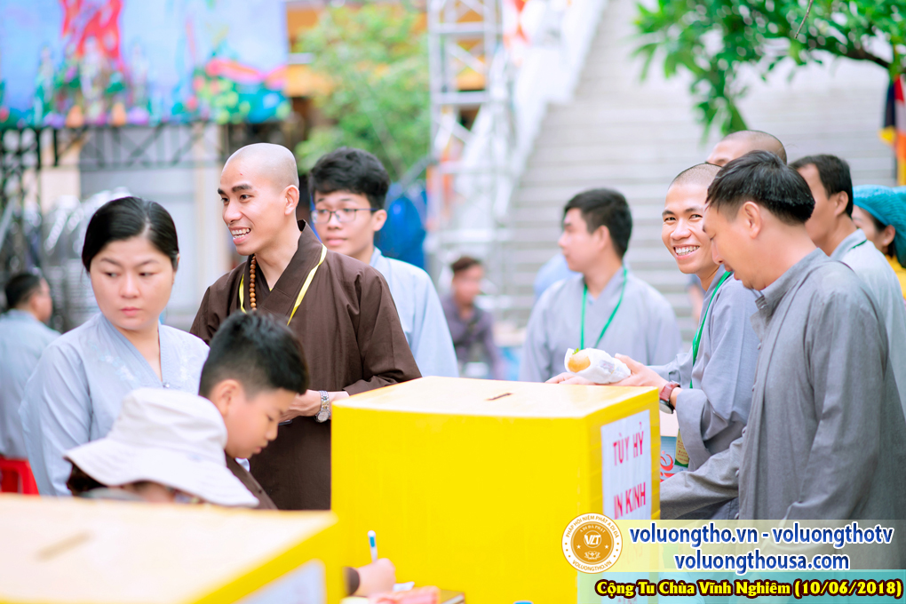 hinh-anh-phap-hoi-niem-phat-a-di-da-tai-to-dinh-vinh-nghiem-ngay-10-6-2018-chua-quan-the-am-duc-trong-lam-dong-18.jpg