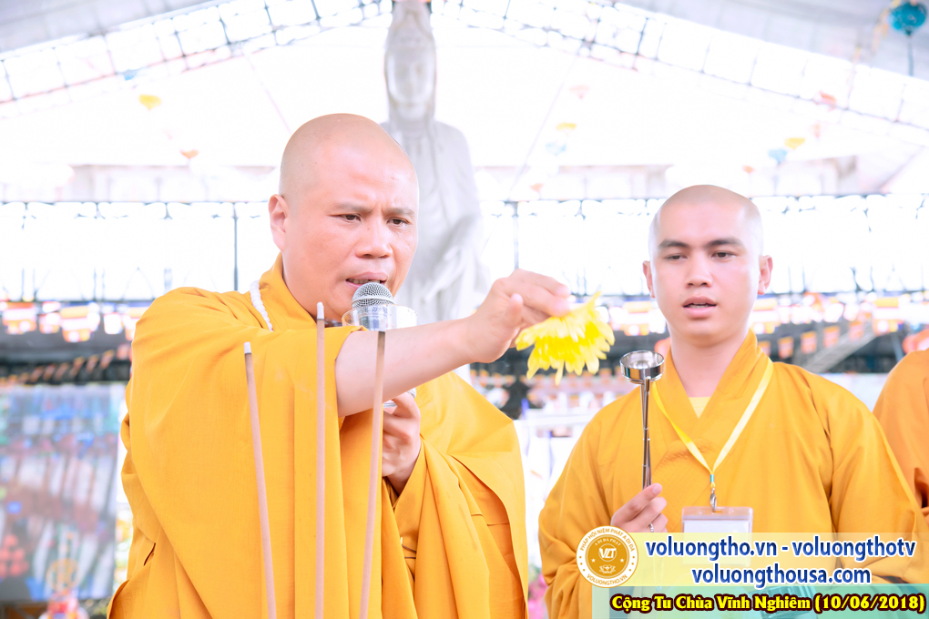 hinh-anh-phap-hoi-niem-phat-a-di-da-tai-to-dinh-vinh-nghiem-ngay-10-6-2018-chua-quan-the-am-duc-trong-lam-dong-82.jpg