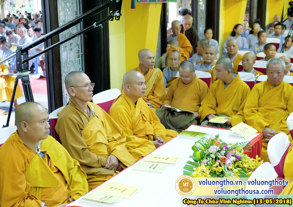 hinh-anh-phap-hoi-niem-phat-a-di-da-tai-to-dinh-vinh-nghiem-ngay-13-5-2018-chua-quan-the-am-duc-trong-lam-dong-18.jpg