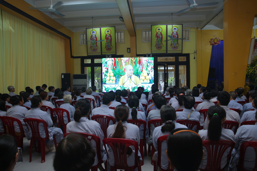 hinh-anh-phap-hoi-vinh-nghiem-ngay-5-8-2018-chua-quan-the-am-duc-trong-lam-dong-37.jpg