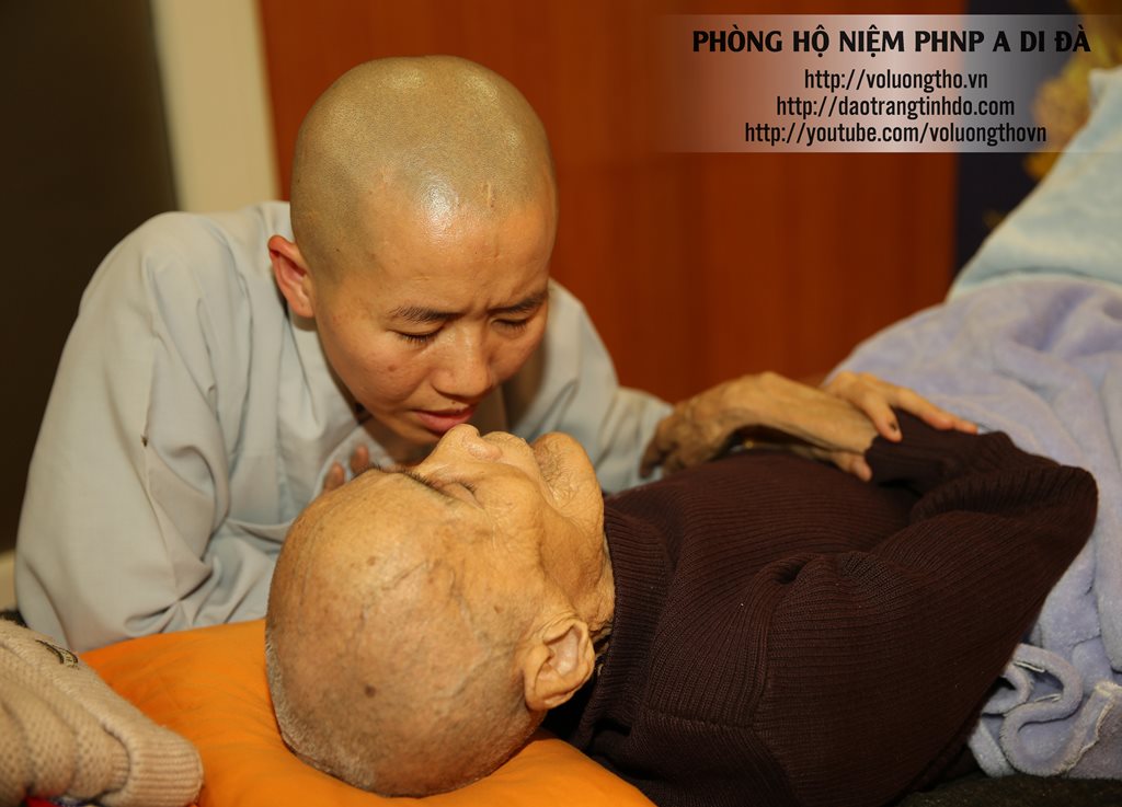 hinh-anh-phong-ho-niem-quan-am-tinh-that-chua-quan-the-am-duc-trong-lam-dong-12.jpg